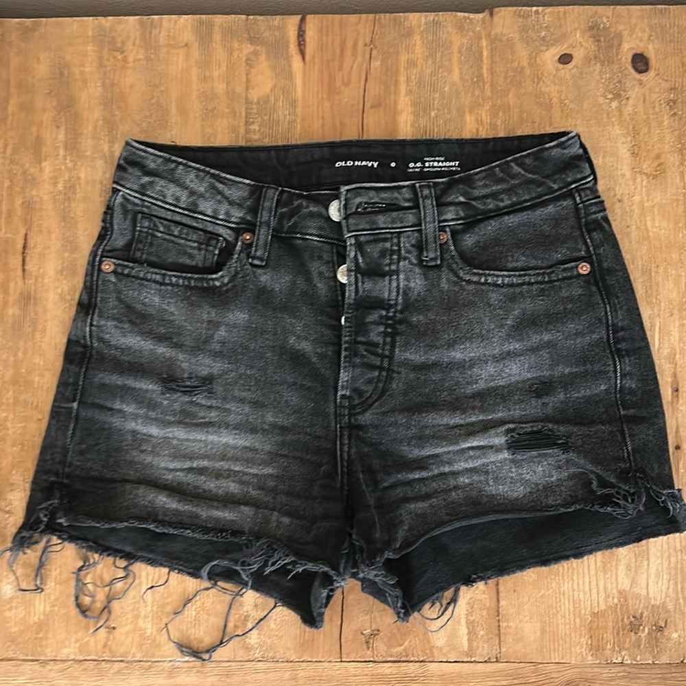 Black cutoff jean shorts Old Navy